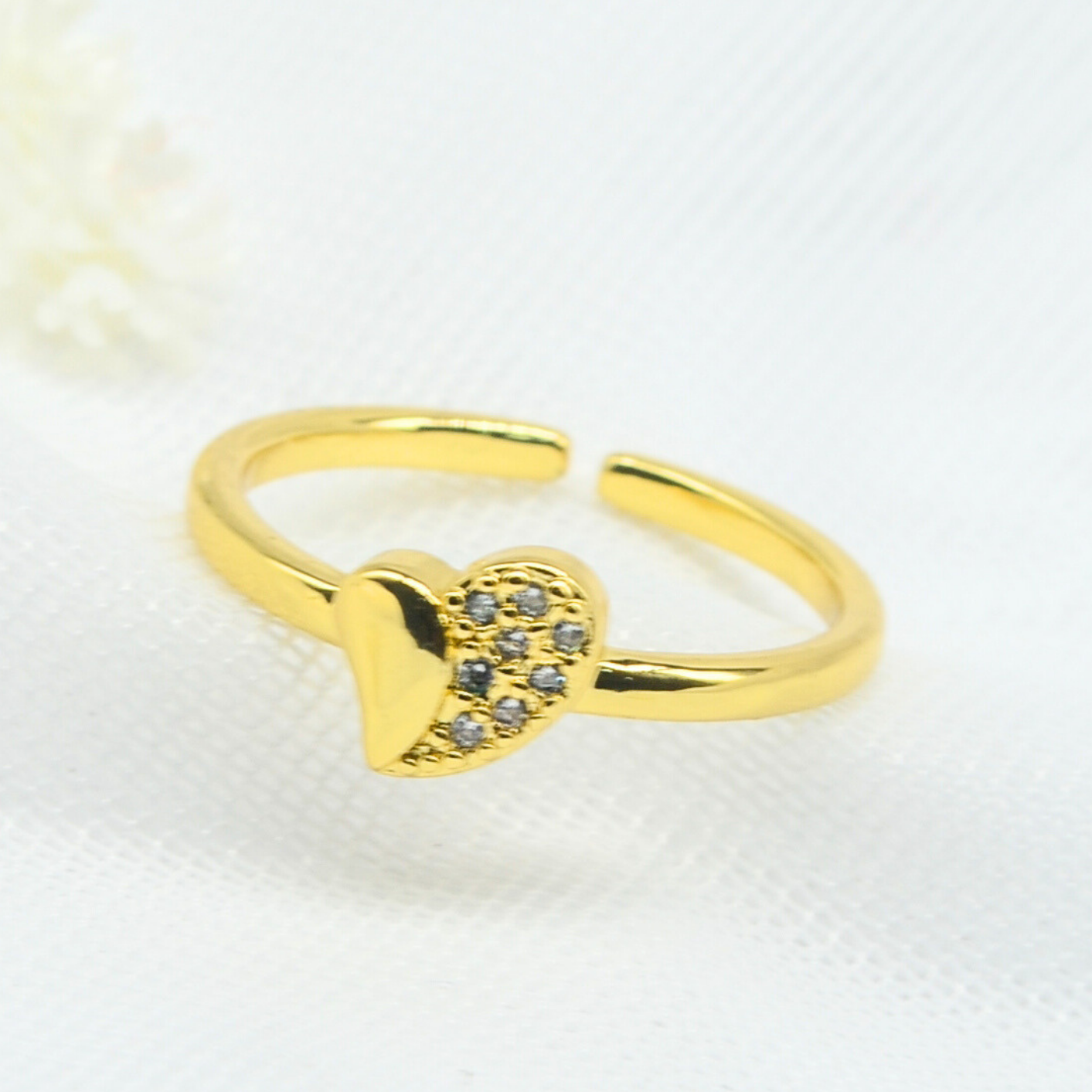 anillo corazón perlas