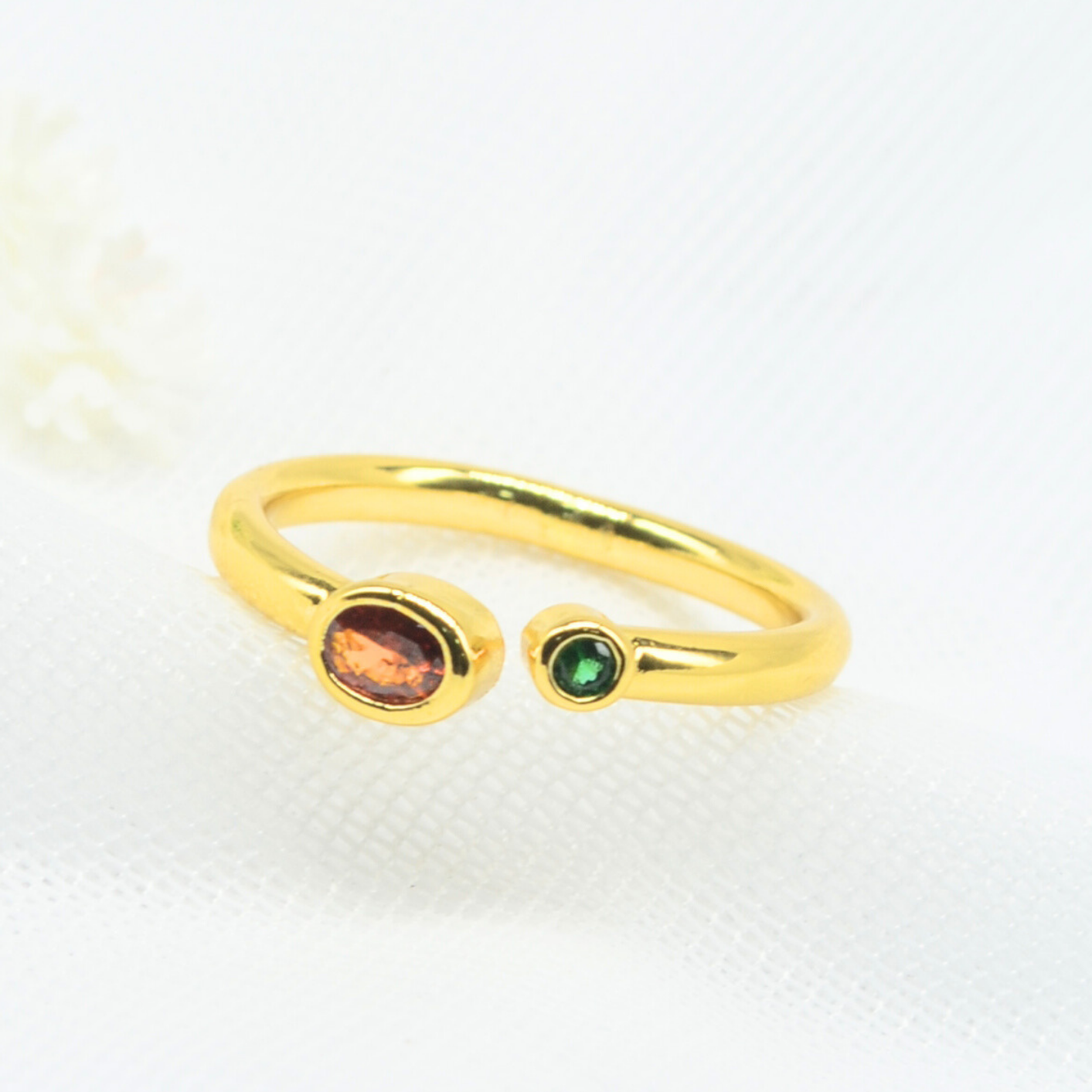 anillo círculo de circones