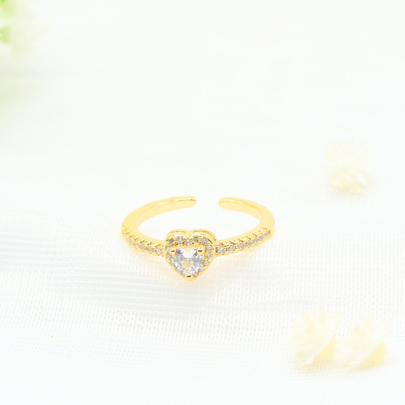 anillo diamante corazón