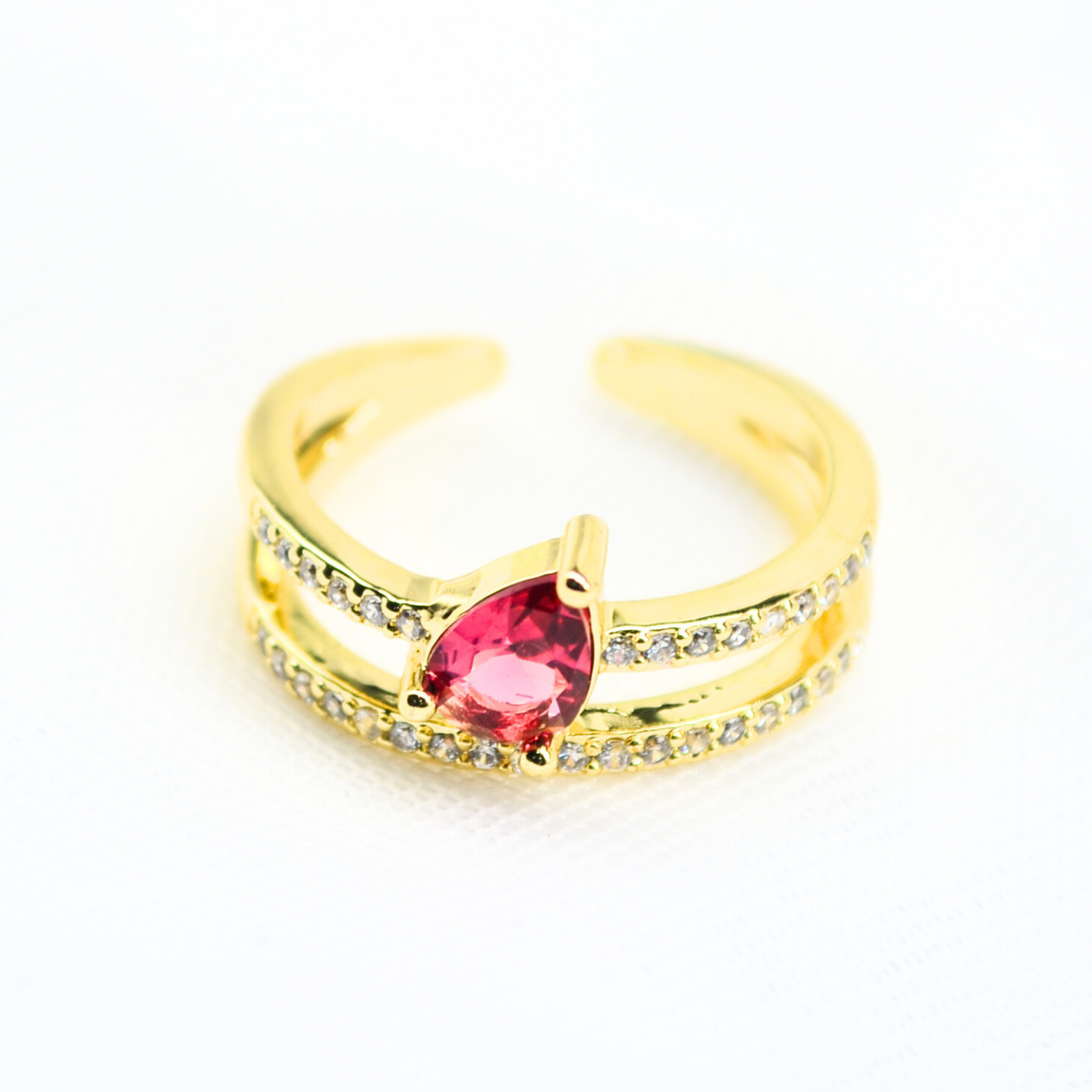 anillo gota carmesí