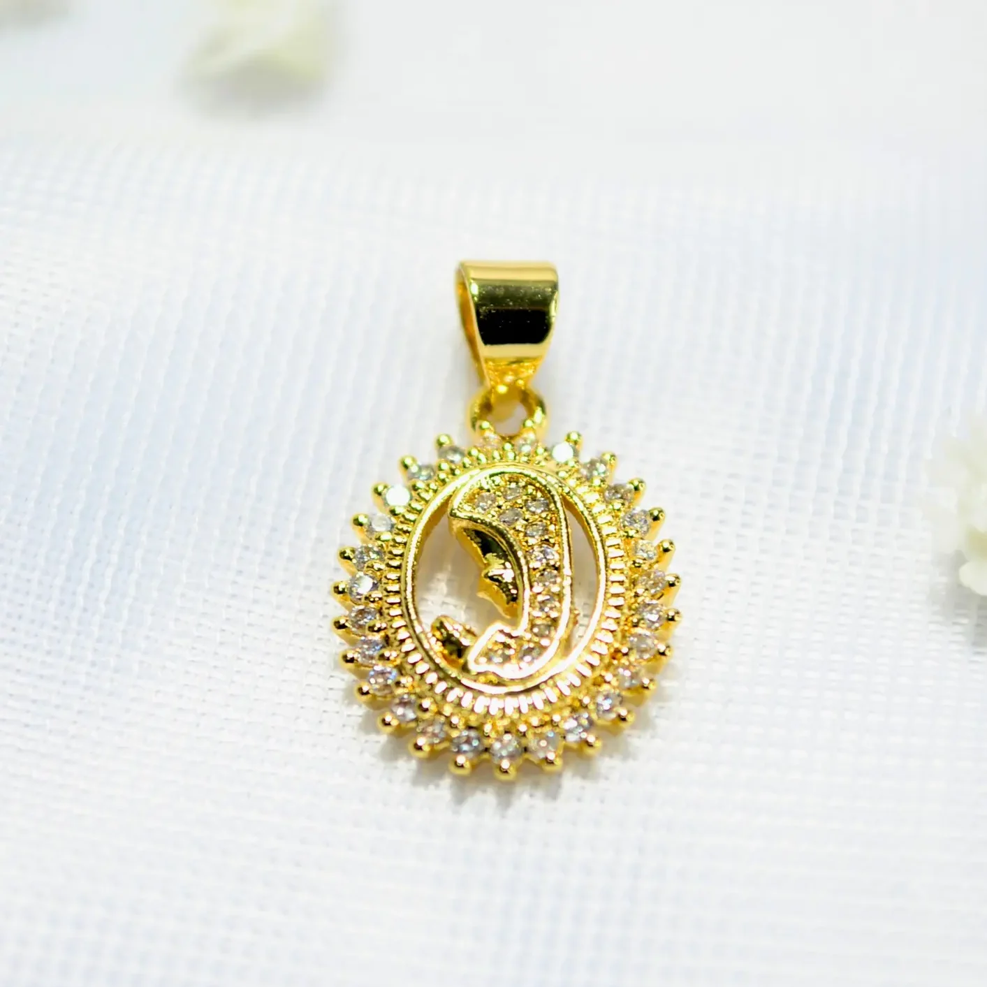 dije para cadena silueta virgen maría