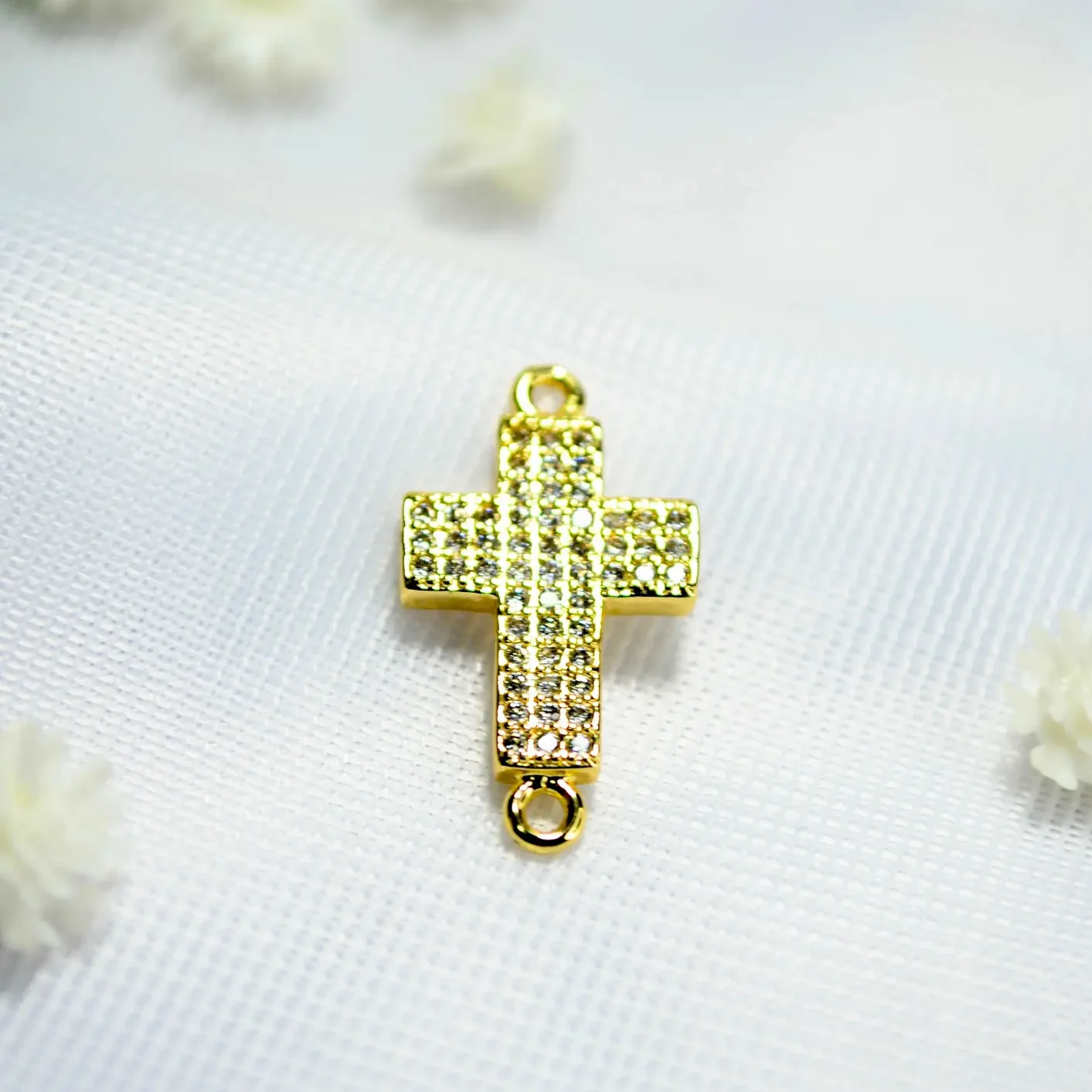 dije para pulsera cruz ancha de cristales