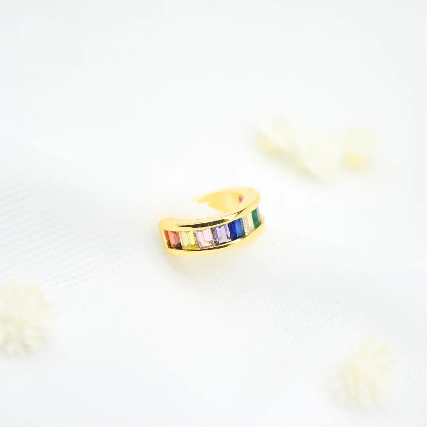 earcuff de circones multicolor