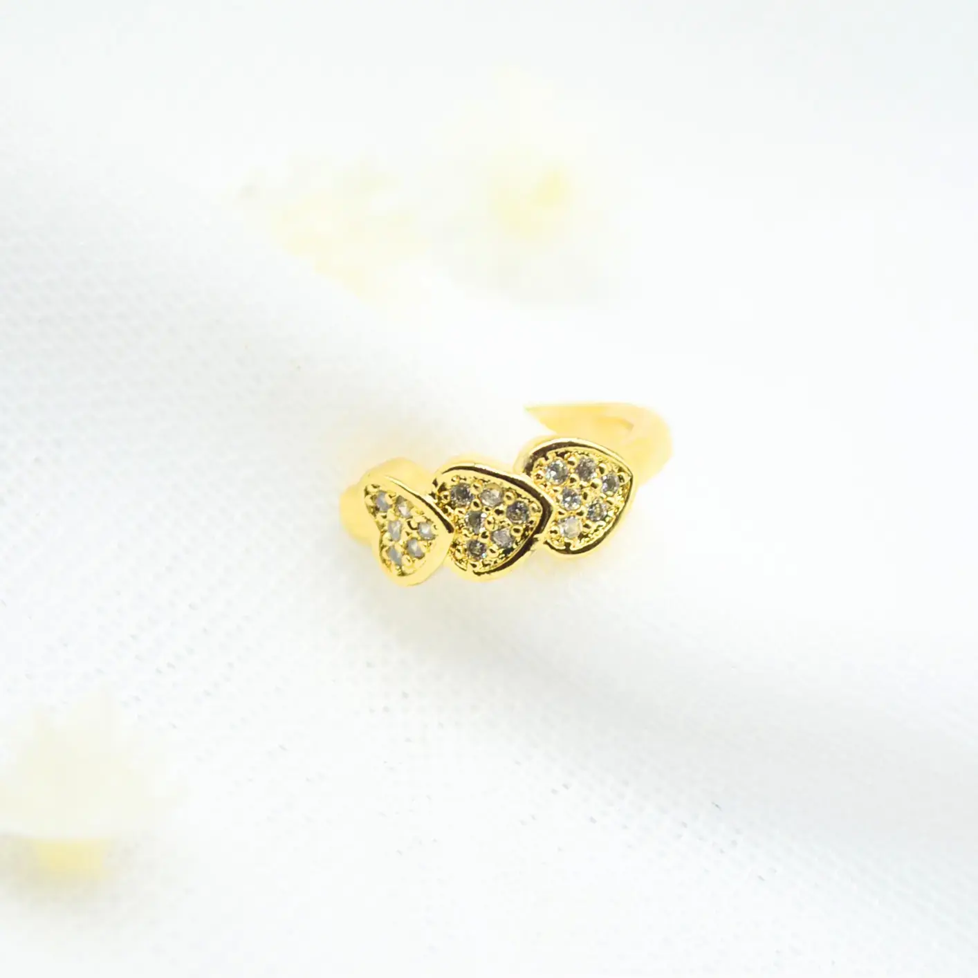 earcuff de triple corazón