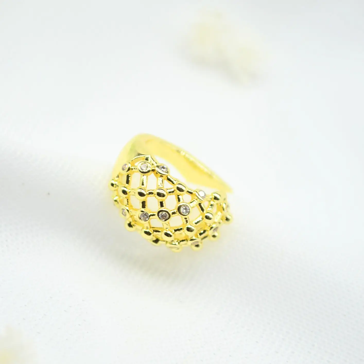 earcuff red de diamantes