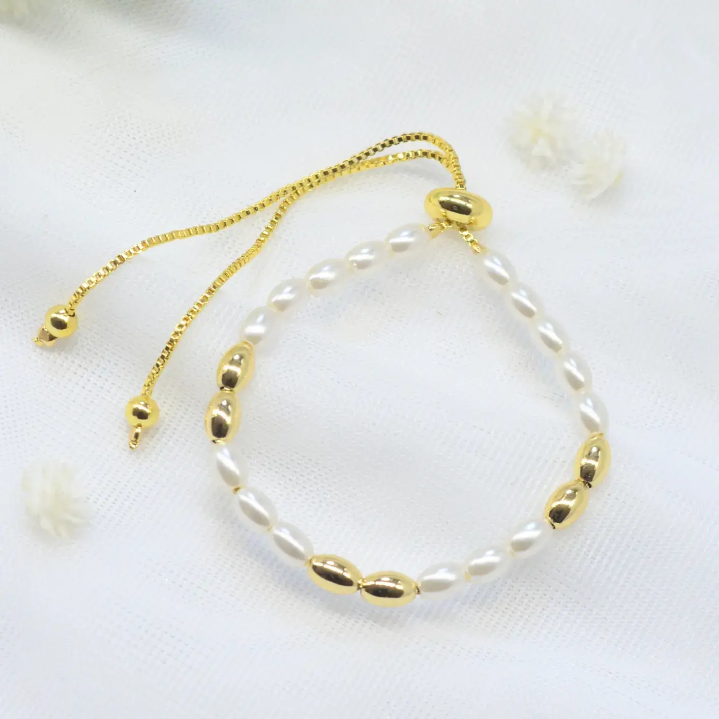 pulsera ajustable de perlas
